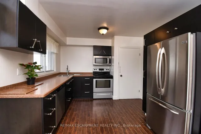 Additional image 13 of 914 Francis Rd