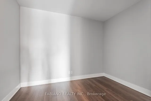 Additional image 23 of 111 St Clair Ave Unit 418