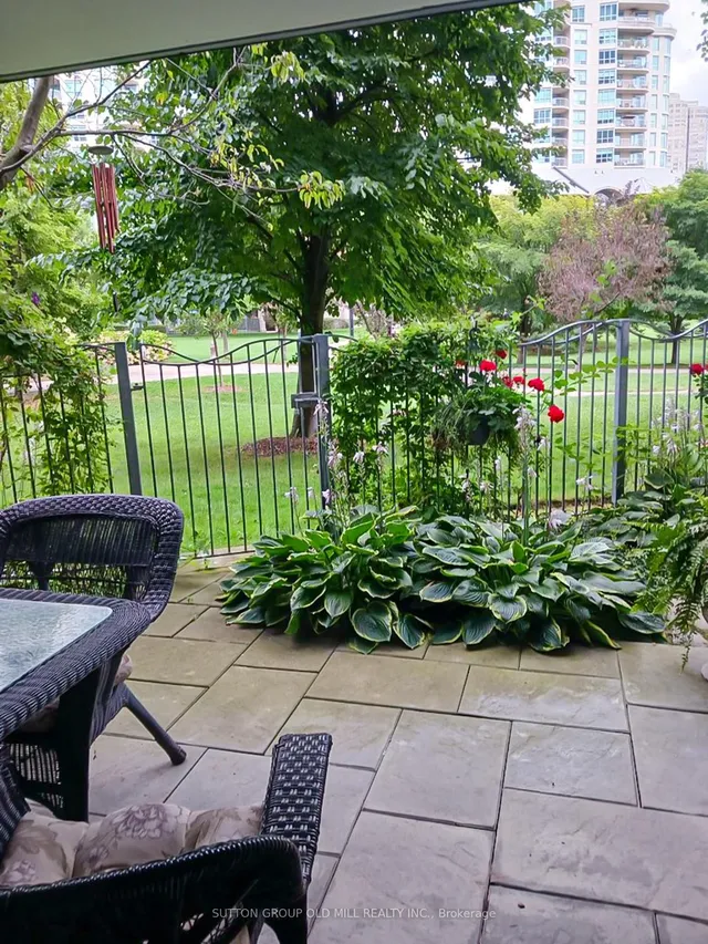 Additional image 22 of 2119 Lakeshore Blvd Unit GR07