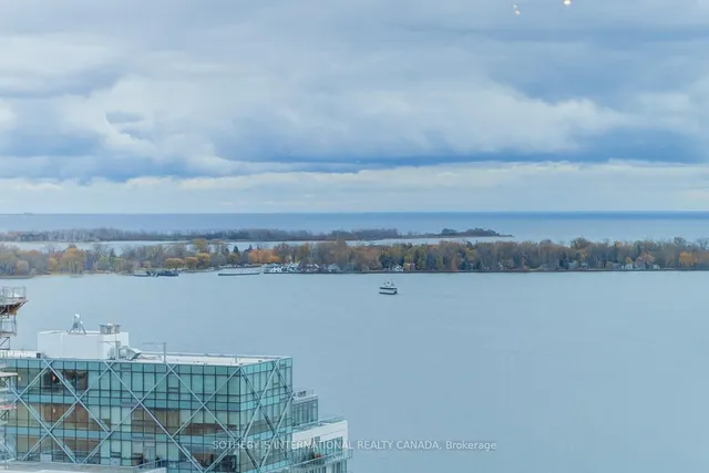 Additional image 10 of 10 Yonge St Unit 2608