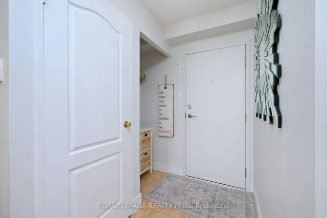 Additional image 20 of 8 Lisa St Unit 2306