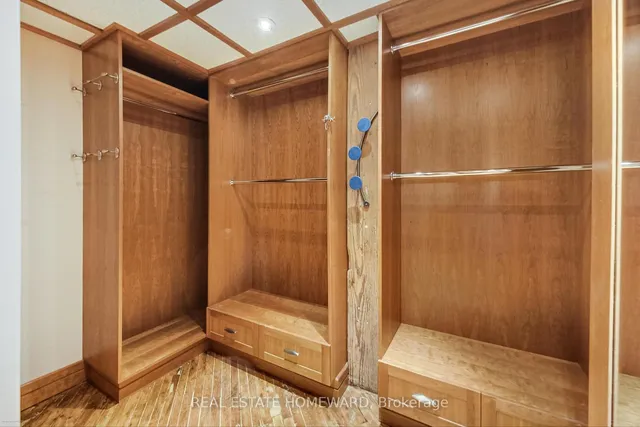 Additional image 33 of 90 Sherbourne St Unit 405