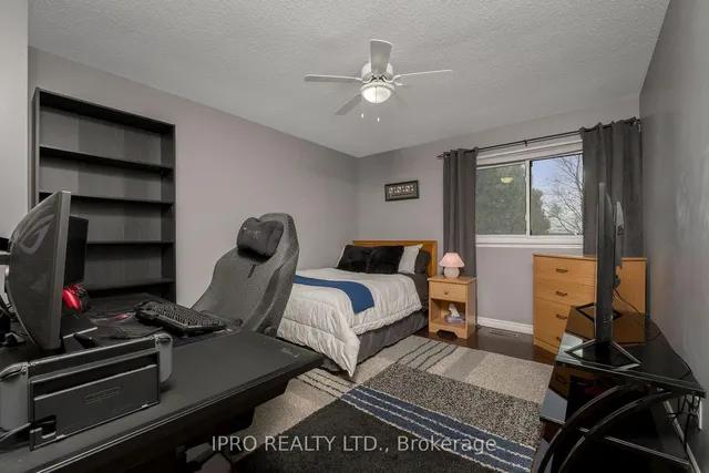 Additional image 18 of 1 Lindhurst St