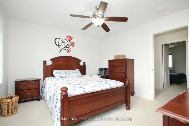 Additional image 13 of 17 Gilford St