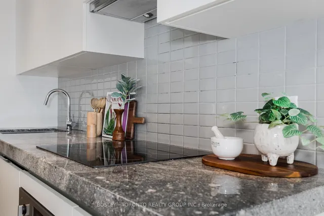 Additional image 17 of 629 King St Unit 928