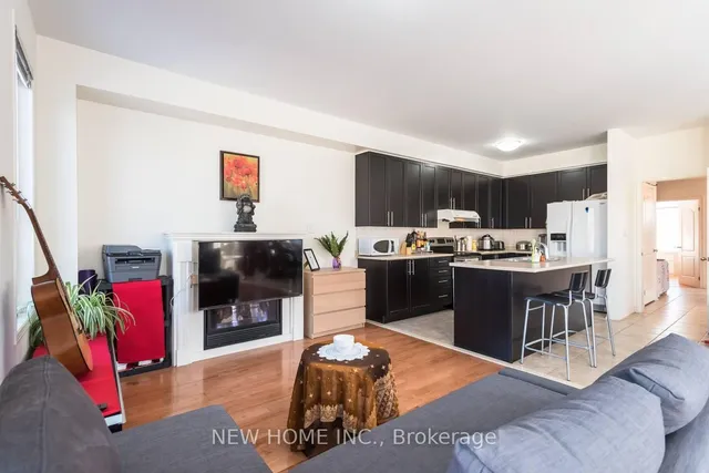 Additional image 4 of 31 Leitch Ave