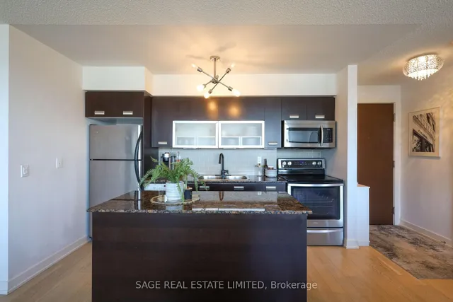 Additional image 13 of 80 Western Battery Rd Unit 1708