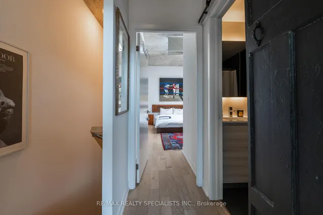 Additional image 11 of 8 Gladstone Ave Unit PH 705