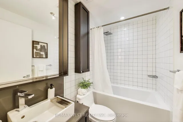 Additional image 11 of 783 Bathurst St Unit 307