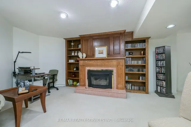 Additional image 31 of 15 Brookbank Crt
