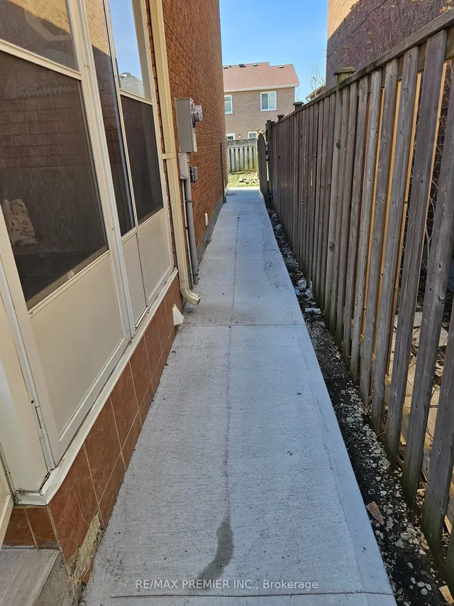 Additional image 10 of 40 Kentucky Dr