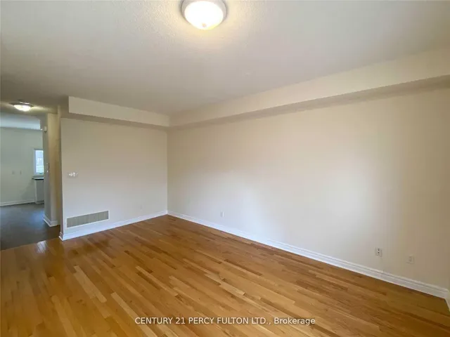 Additional image 5 of 169 Finch Ave Unit E