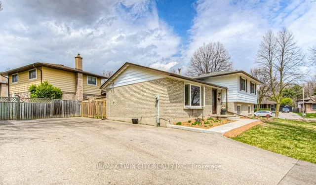 Additional image 2 of 111 Martinglen Cres