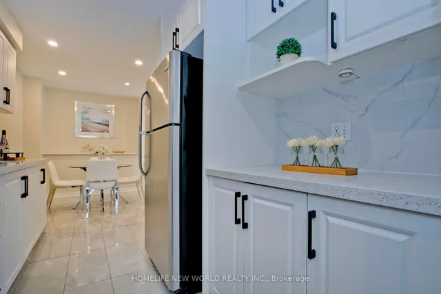 Additional image 9 of 98 Seamist Cres