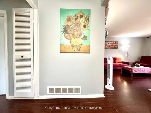 Additional image 7 of 65 Wigmore Dr