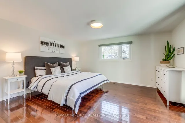 Additional image 21 of 2048 Devon Rd