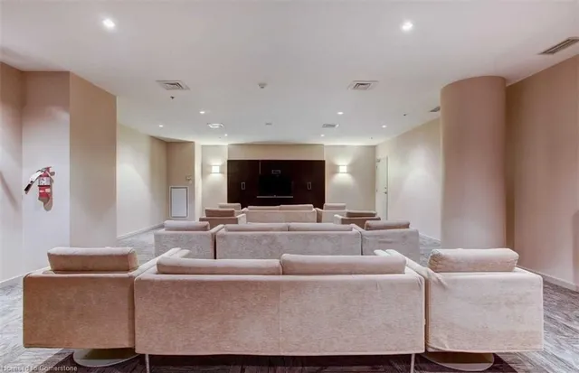 Additional image 35 of 219 Fort York Blvd