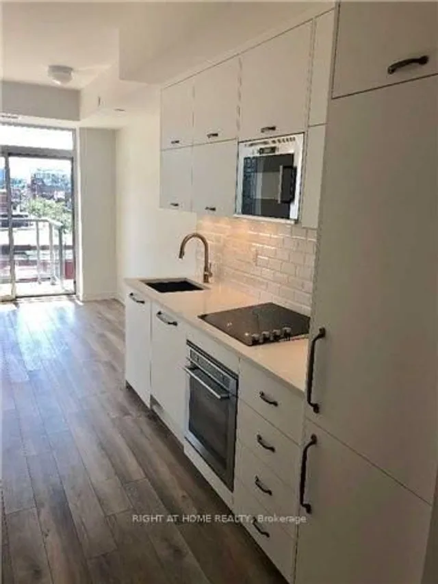 Additional image 2 of 106 Dovercourt Rd Unit 608