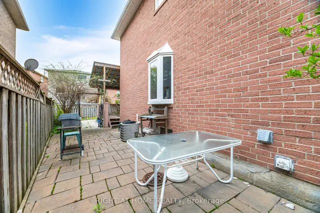 Additional image 47 of 5253 Palomar Cres