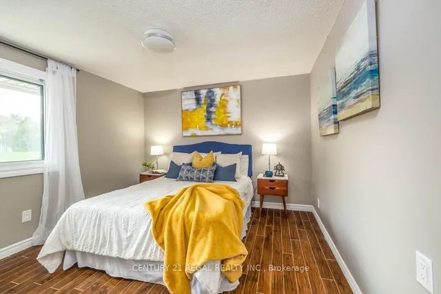 Additional image 26 of 30 Hercules Crt