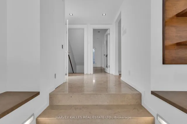 Additional image 17 of 111 Strathallan Blvd