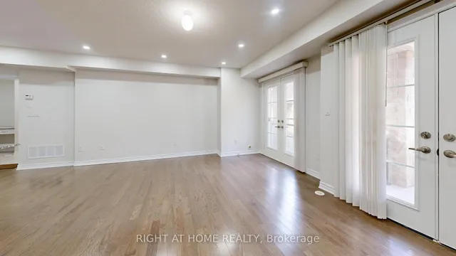 Additional image 34 of 200 Veterans Dr Unit 45