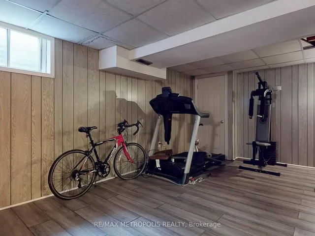 Additional image 31 of 7033 Netherbrae Rd Unit 8