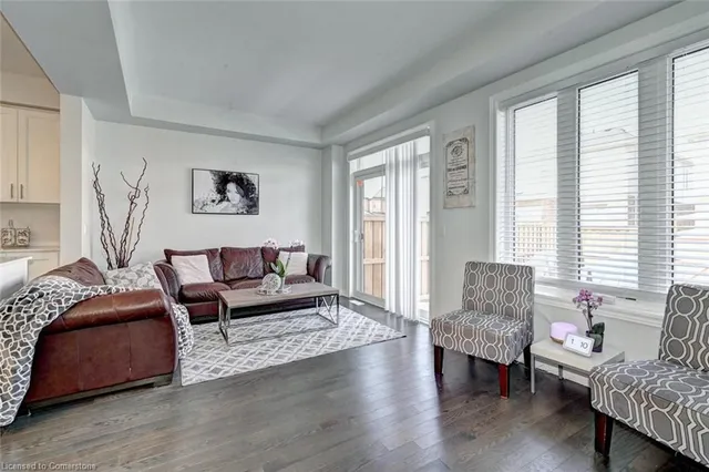 Additional image 5 of 38 Stonehill Ave