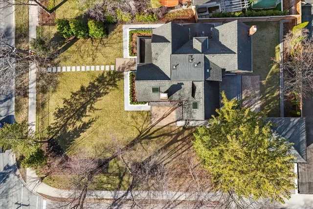 Additional image 50 of 2187 Lakeshore Rd