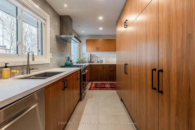 Additional image 8 of 3398 Guildwood Dr