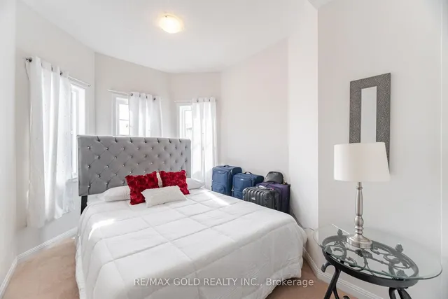 Additional image 44 of 103 Commuter Dr