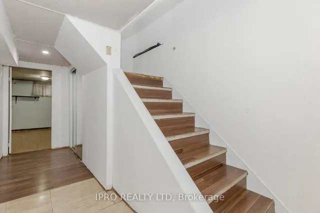 Additional image 24 of 7406 Darcel Ave Unit Unit 1