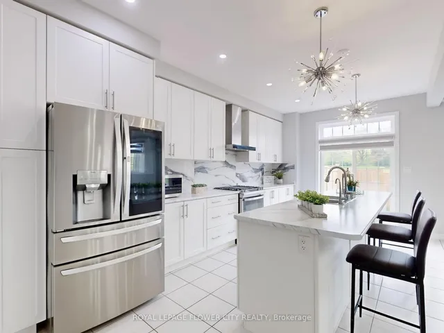 Additional image 16 of 22 Gleason Cres Unit 11