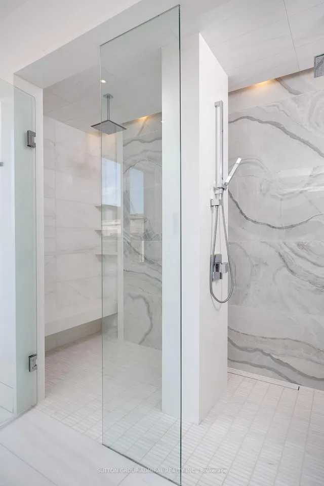 Additional image 38 of 11 Thurloe Ave