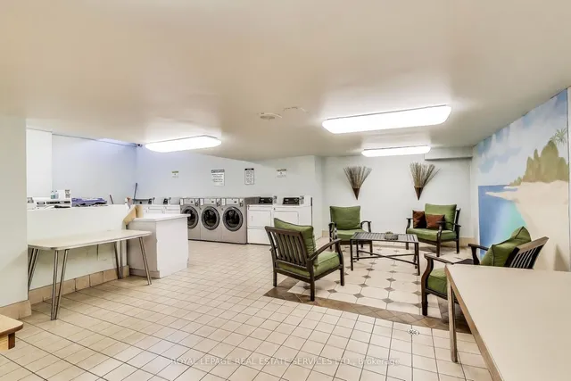 Additional image 25 of 44 Longbourne Dr Unit 1008