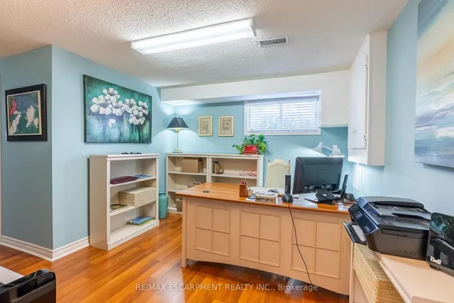 Additional image 32 of 1508 UPPER MIDDLE Rd Unit 6