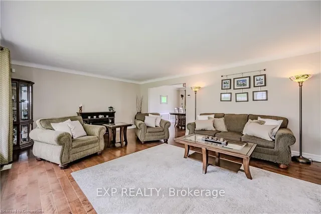 Additional image 6 of 11 COACHMAN Cres