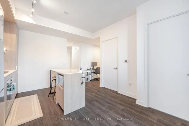 Additional image 14 of 130 River St Unit 501