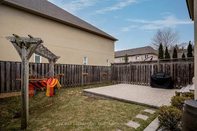 Additional image 37 of 92 Newcombe Rd