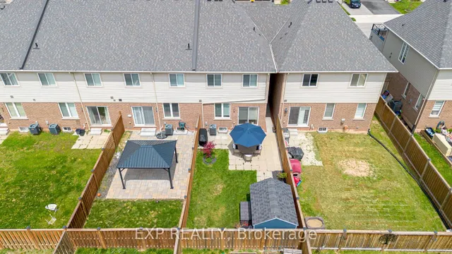 Additional image 36 of 42 Pinot Cres