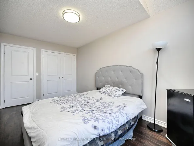 Additional image 42 of 53 Dufay Rd