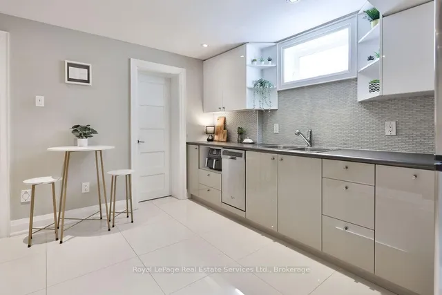 Additional image 37 of 317 North Shore Blvd