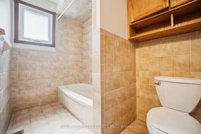 Additional image 31 of 11 Herbert Crt