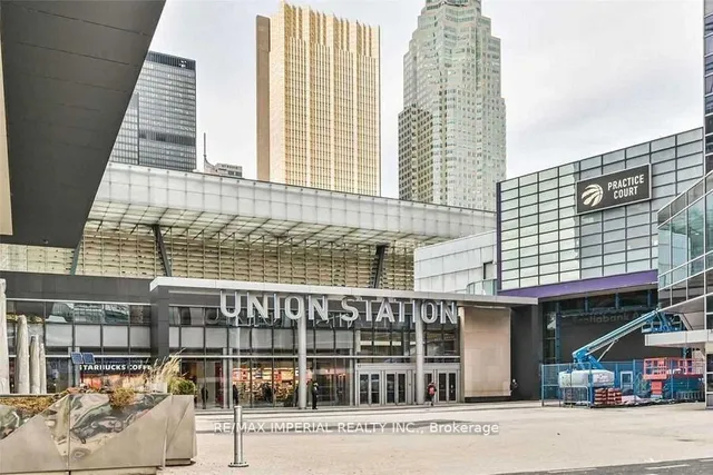 Additional image 9 of 65 Bremner Blvd Unit 4907