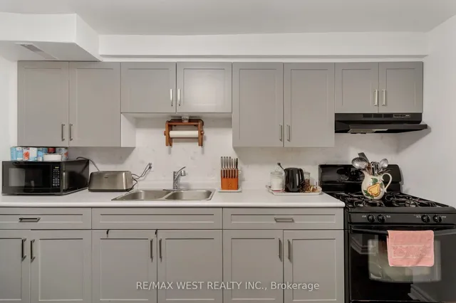 Additional image 13 of 53 Wyndham St