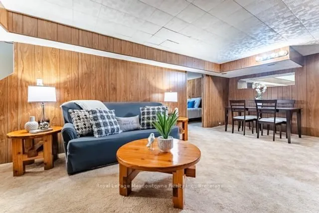 Additional image 23 of 756 Mackenzie Dr