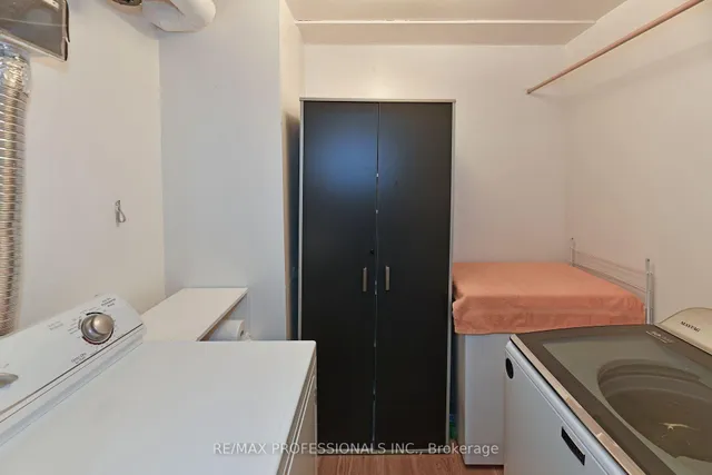 Additional image 16 of 475 The West Mall N/A Unit 417