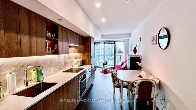 Additional image 10 of 19 Bathurst St Unit 2906