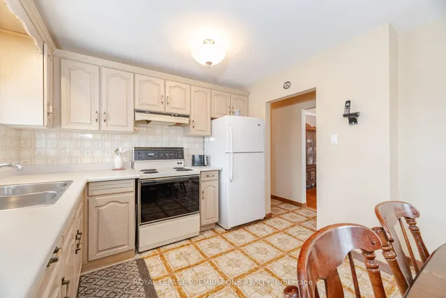 Additional image 12 of 128 Hullmar Dr