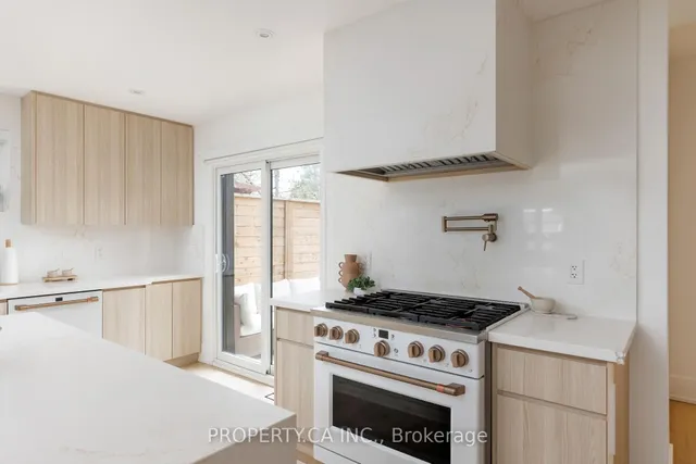 Additional image 35 of 68 Frankdale Ave